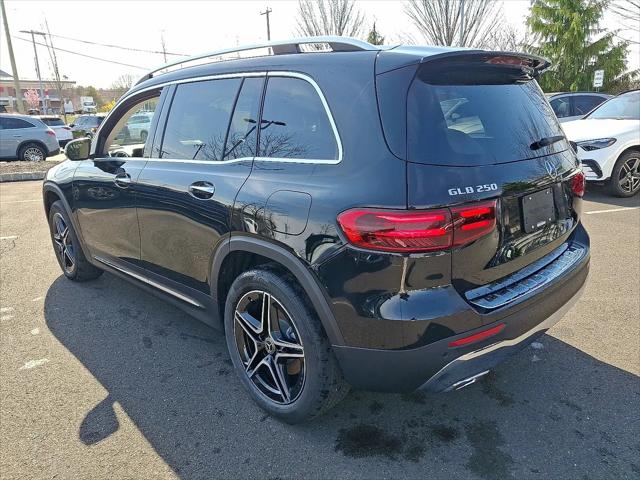 2026 Mercedes-Benz GLB 4MATIC