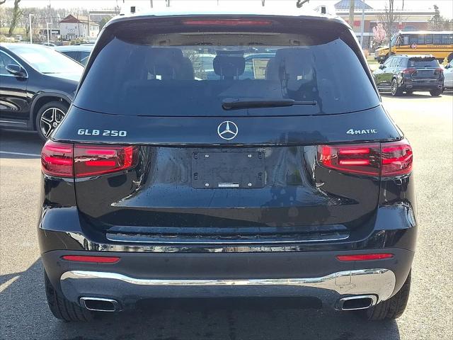 2026 Mercedes-Benz GLB 4MATIC