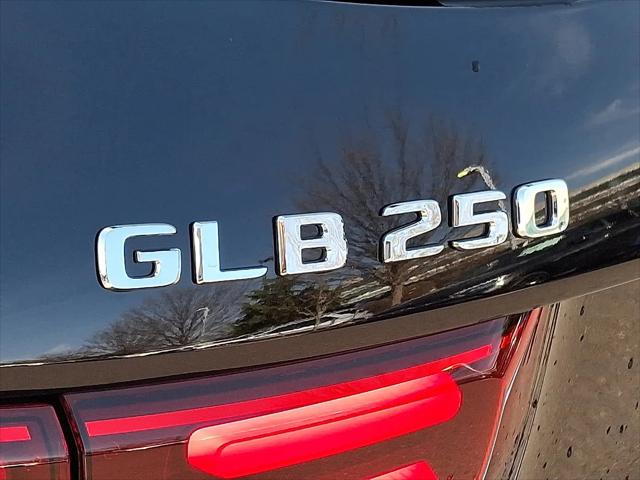 2026 Mercedes-Benz GLB 4MATIC