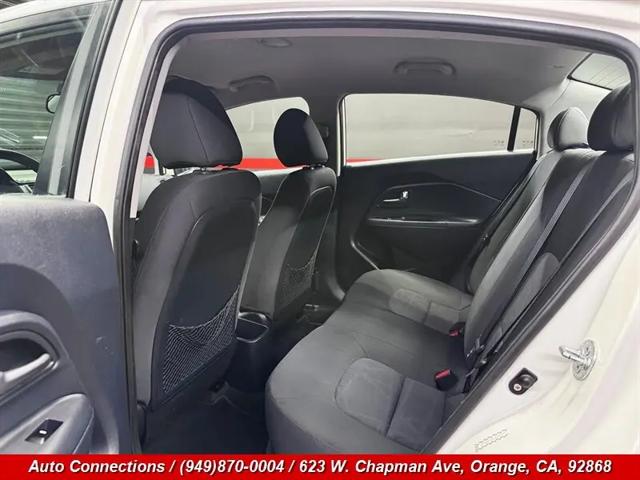 2013 Kia Rio LX