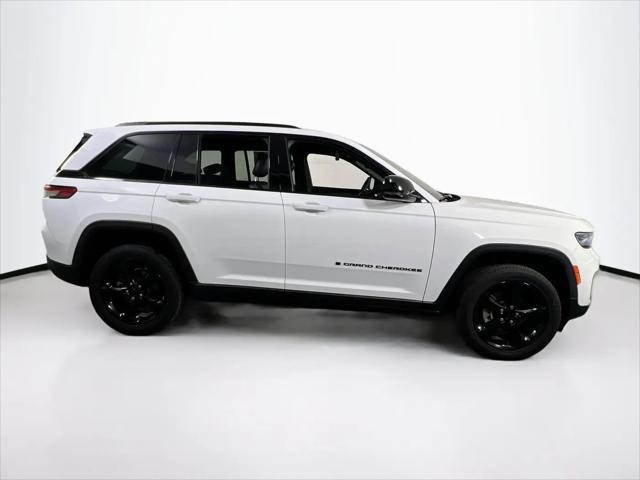 2023 Jeep Grand Cherokee Altitude 4x4