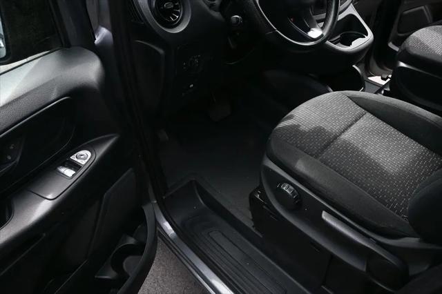 2023 Mercedes-Benz Metris Standard