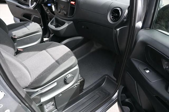 2023 Mercedes-Benz Metris Standard