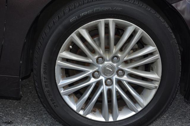 2015 Lexus ES 350 Crafted Line