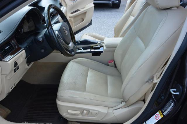 2015 Lexus ES 350 Crafted Line