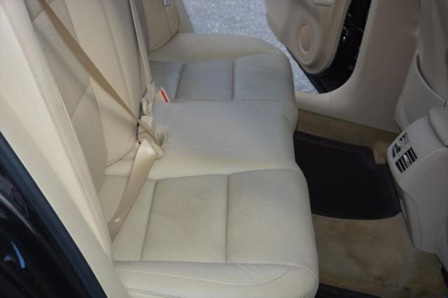 2015 Lexus ES 350 Crafted Line