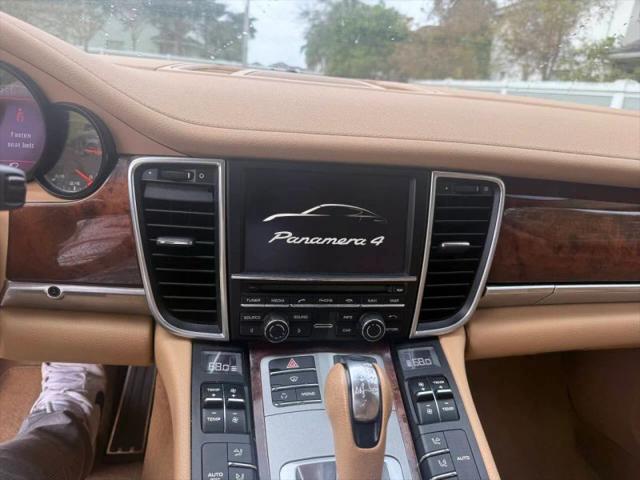 2012 Porsche Panamera 4