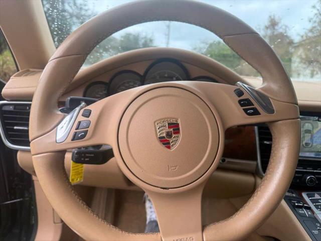 2012 Porsche Panamera 4