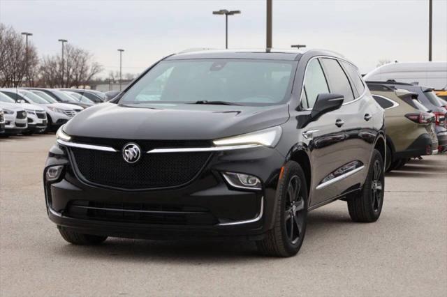 2023 Buick Enclave Essence AWD