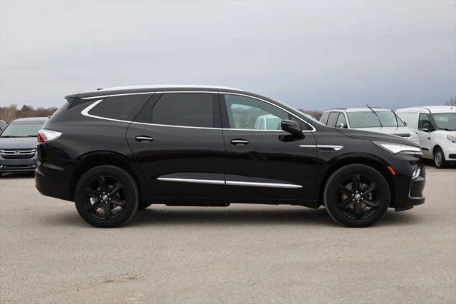 2023 Buick Enclave Essence AWD