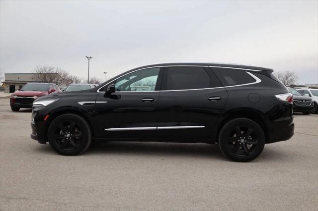 2023 Buick Enclave Essence AWD