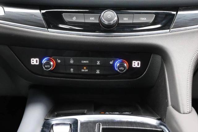 2023 Buick Enclave Essence AWD