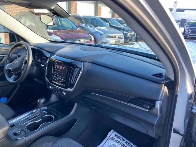 2020 Chevrolet Traverse AWD LS