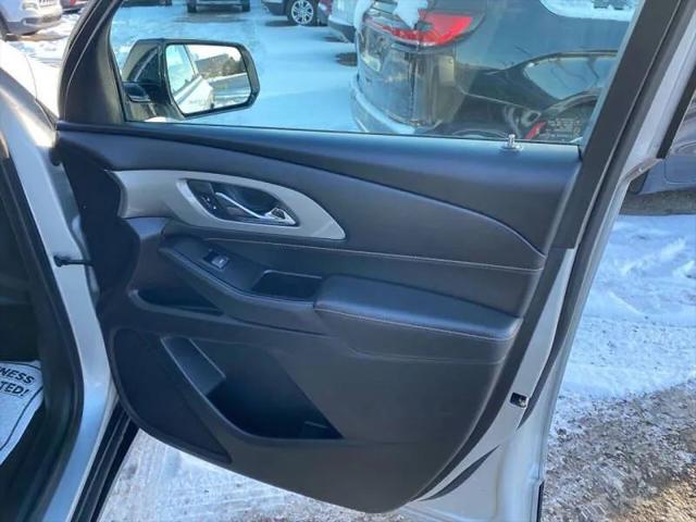 2020 Chevrolet Traverse AWD LS