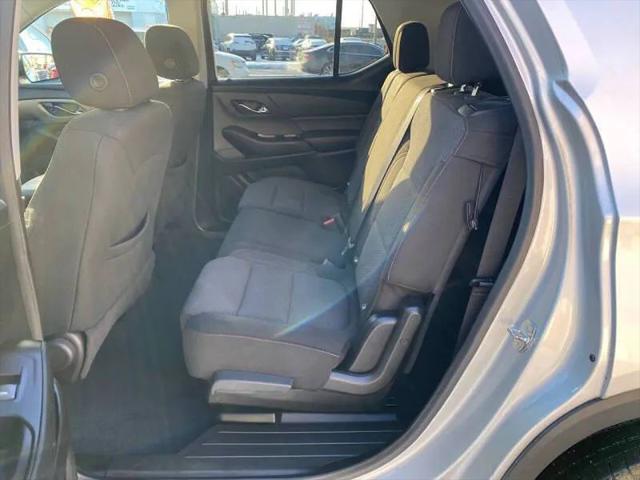 2020 Chevrolet Traverse AWD LS