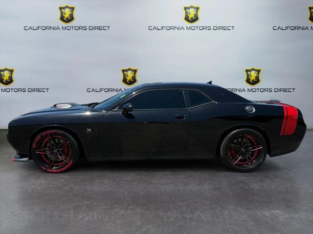 2016 Dodge Challenger 392 Hemi Scat Pack Shaker
