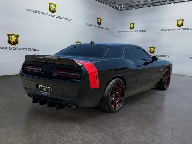 2016 Dodge Challenger 392 Hemi Scat Pack Shaker