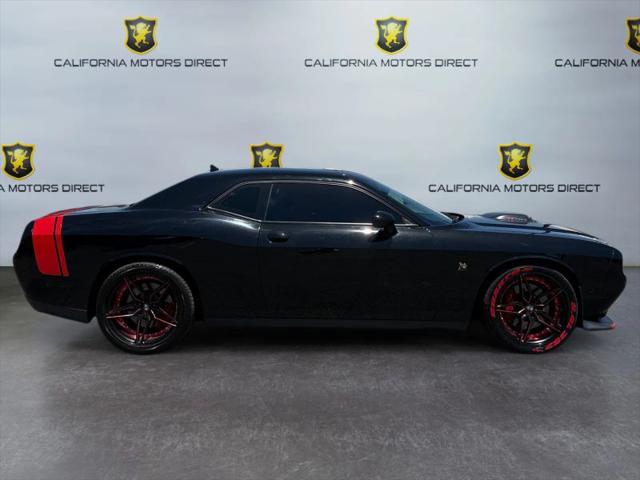 2016 Dodge Challenger 392 Hemi Scat Pack Shaker