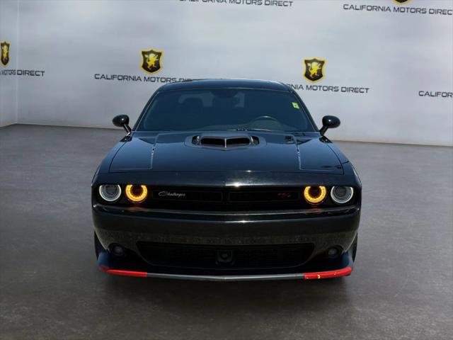 2016 Dodge Challenger 392 Hemi Scat Pack Shaker