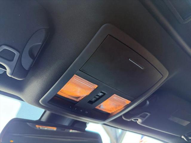 2016 Dodge Challenger 392 Hemi Scat Pack Shaker