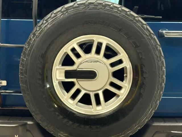 2006 HUMMER H3 Base