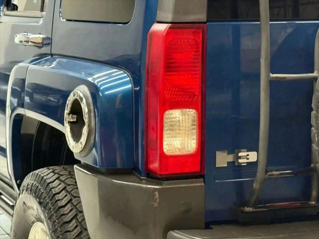 2006 HUMMER H3 Base