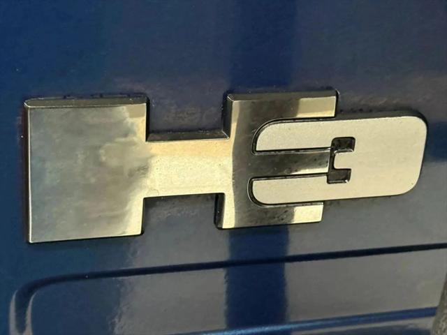2006 HUMMER H3 Base