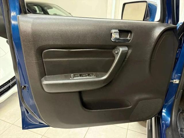 2006 HUMMER H3 Base