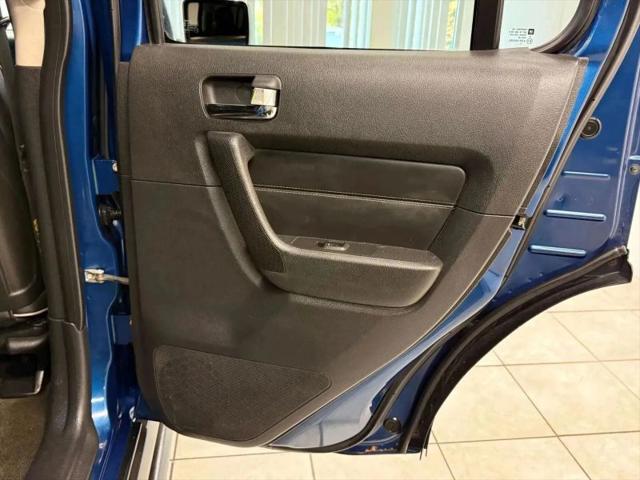 2006 HUMMER H3 Base