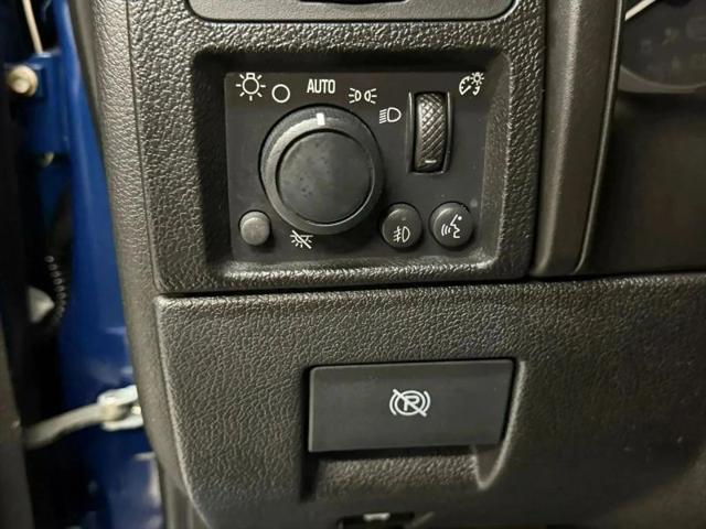 2006 HUMMER H3 Base