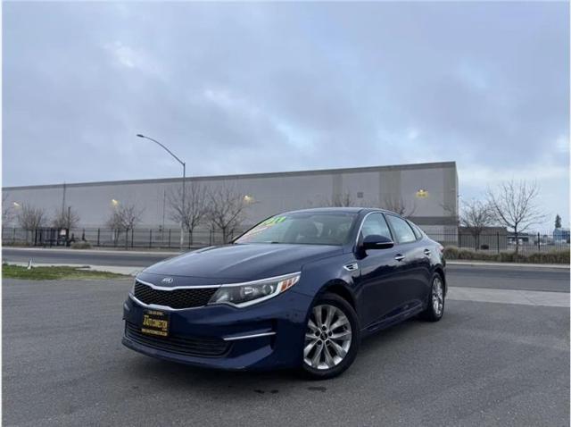 2017 Kia Optima LX