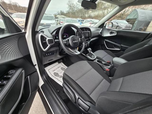 2024 Kia Soul LX