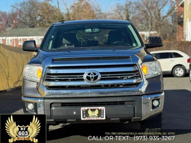 2017 Toyota Tundra SR5 5.7L V8