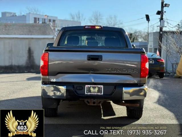 2017 Toyota Tundra SR5 5.7L V8