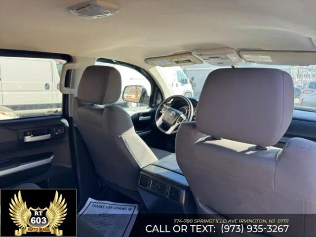 2017 Toyota Tundra SR5 5.7L V8