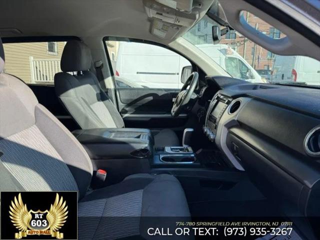 2017 Toyota Tundra SR5 5.7L V8