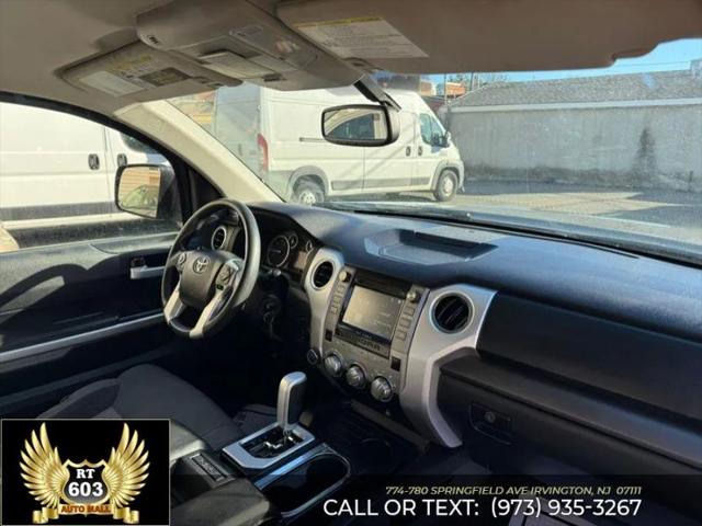 2017 Toyota Tundra SR5 5.7L V8