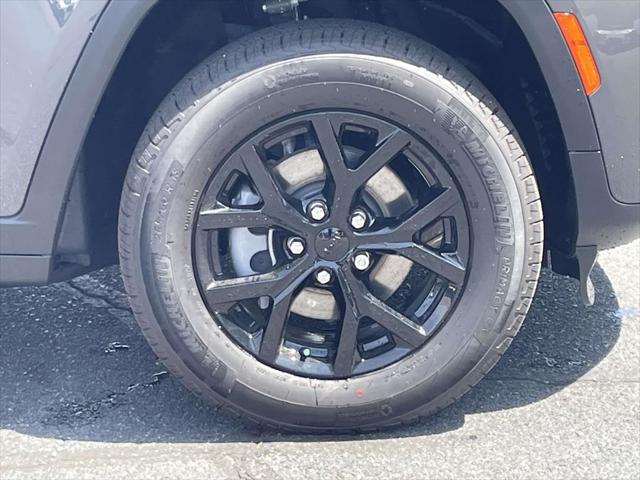 2026 Jeep Grand Cherokee Altitude 4x4