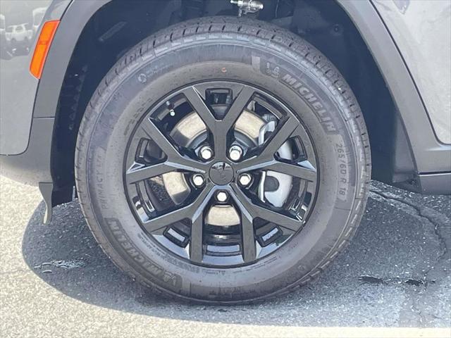 2026 Jeep Grand Cherokee Altitude 4x4