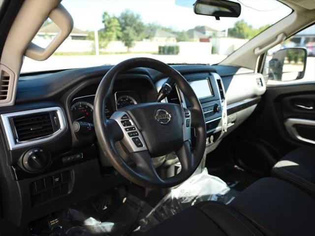 2017 Nissan Titan XD SV