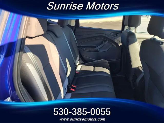 2014 Ford Escape S