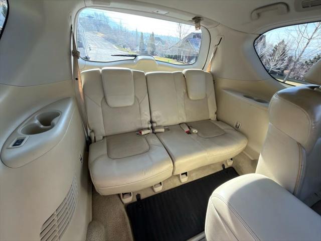 2016 INFINITI QX80 Base
