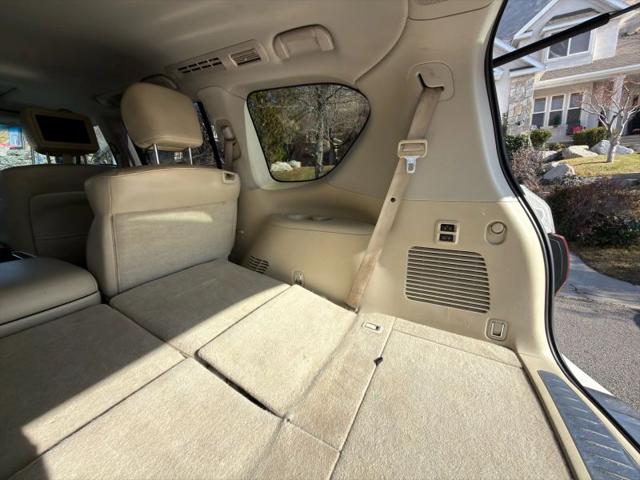 2016 INFINITI QX80 Base