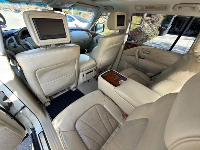 2016 INFINITI QX80 Base