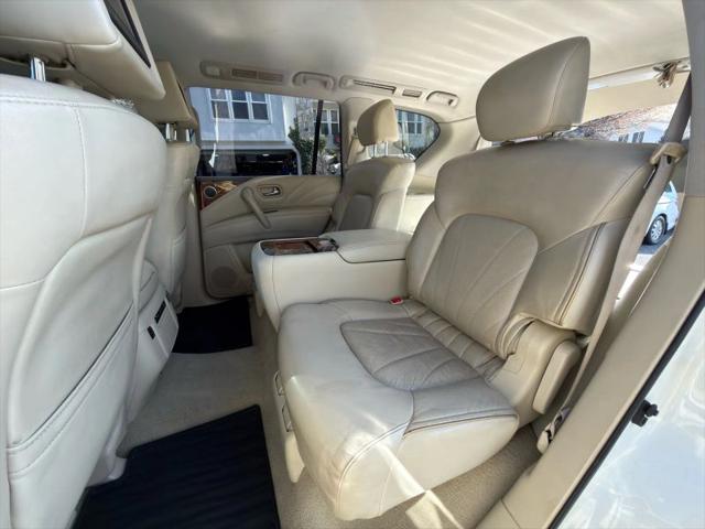 2016 INFINITI QX80 Base