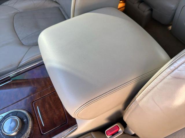 2016 INFINITI QX80 Base