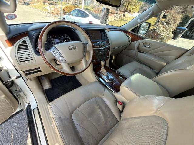 2016 INFINITI QX80 Base