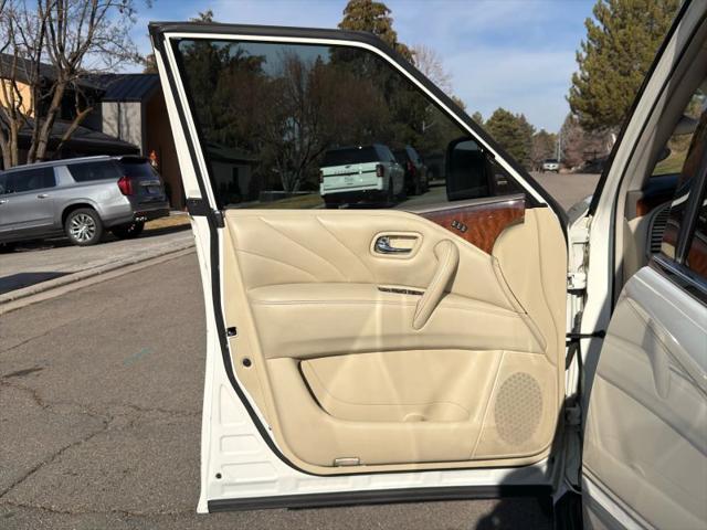 2016 INFINITI QX80 Base