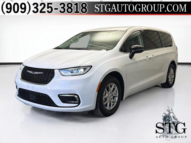 2024 Chrysler Pacifica Touring L for sale in Montclair, CA