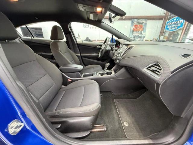 2017 Chevrolet Cruze LT Auto